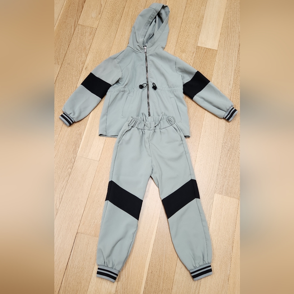 Zara coord striped sweatsuit set sz 7 sage green and black